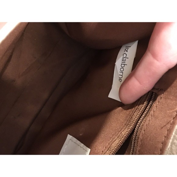 Liz Clairborne Stylish Small Gold Faux Crocodile Handbag Purse Gently Used! - Picture 8 of 9